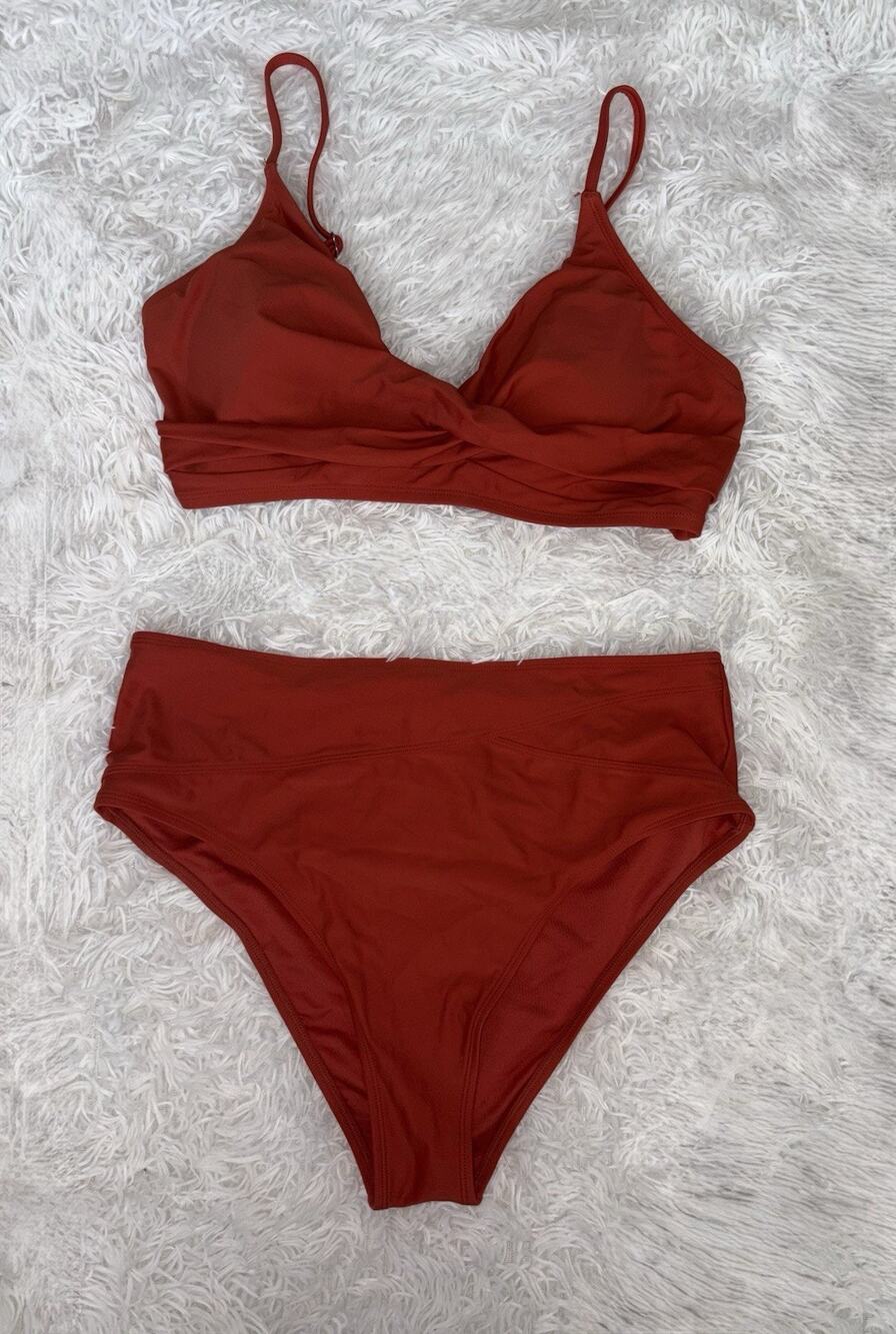 Cupshe
XXL Copper Two Piece Bikini Set. New W/out Tags. Great Qual, Pretty